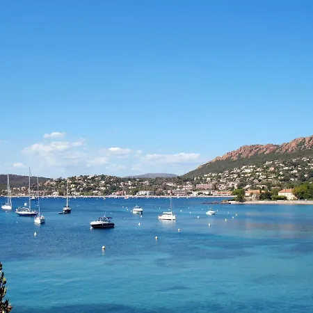 Apartment Village Cap Esterel - L'esquinade-63 By Interhome